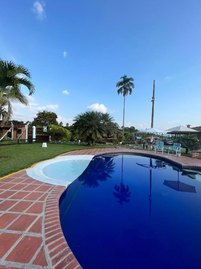 Hotel Casa Lemar Quimbaya Exterior foto